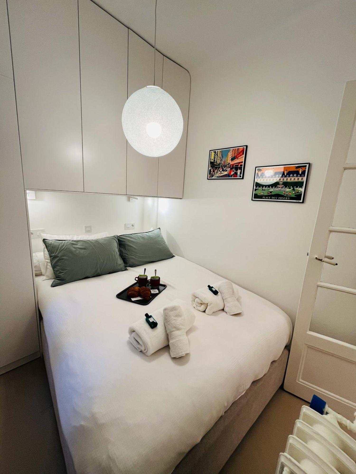 Appartement De Standing - Place Des Vosges - Cozy 2 Pieces - Parijs